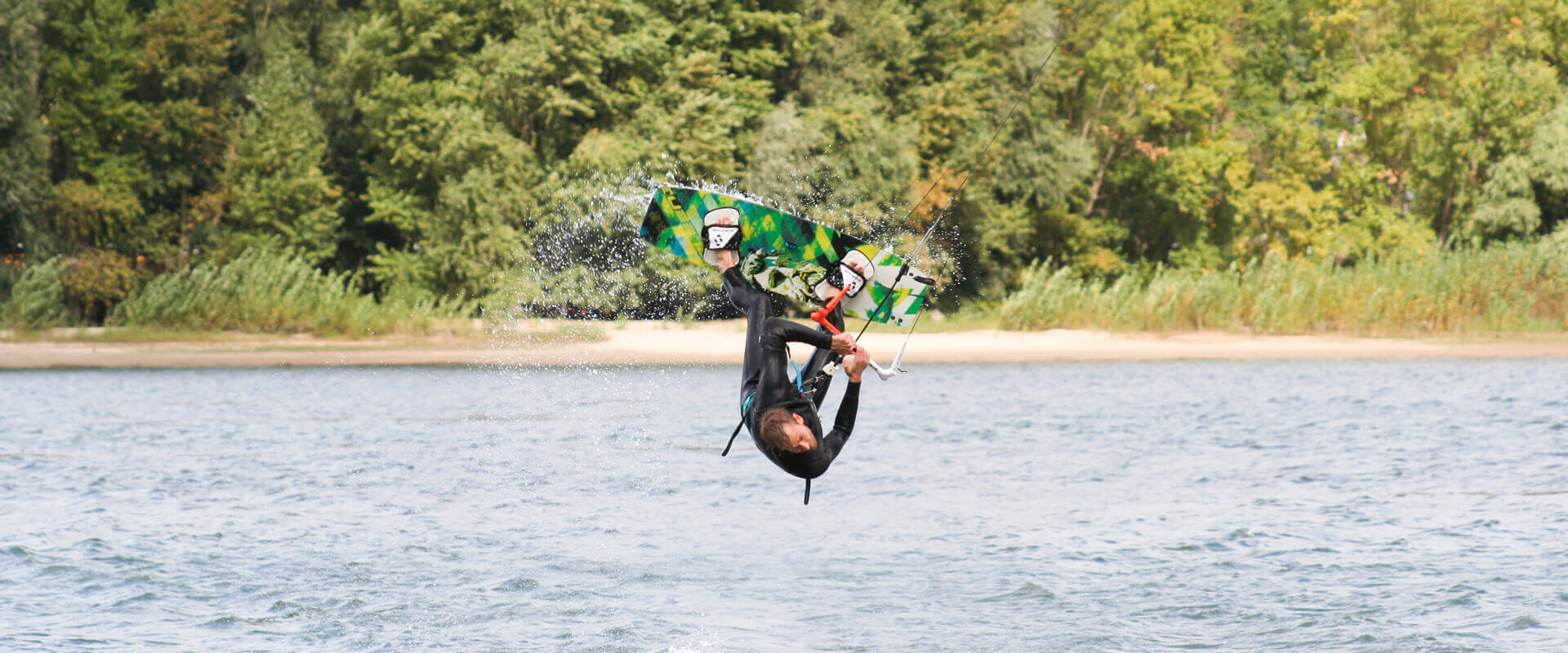 SPLEENE Kiteboarding - RS Kiteboard in Action SPLEENE Kiteboarding - RS Kiteboard in Action